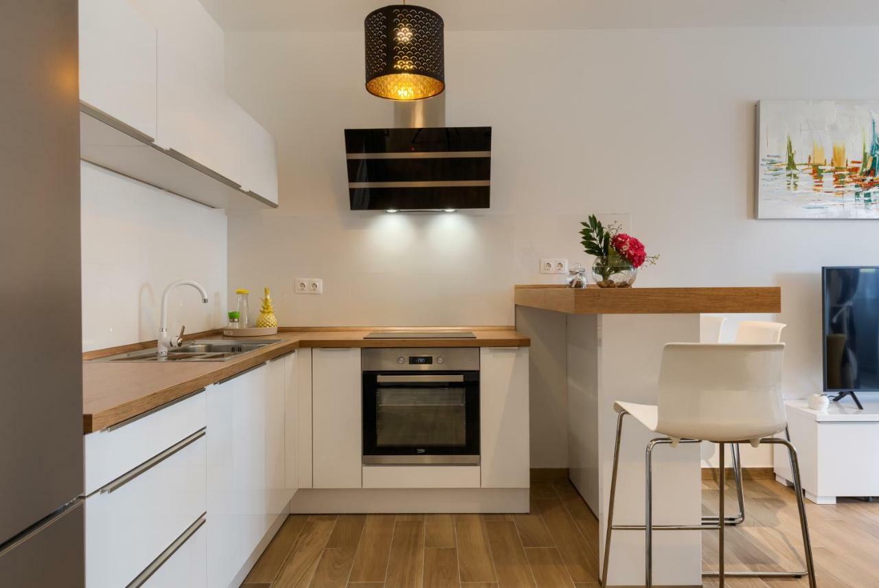 Apartments Dream In Arena 2 Pula Center Free Parking Luaran gambar