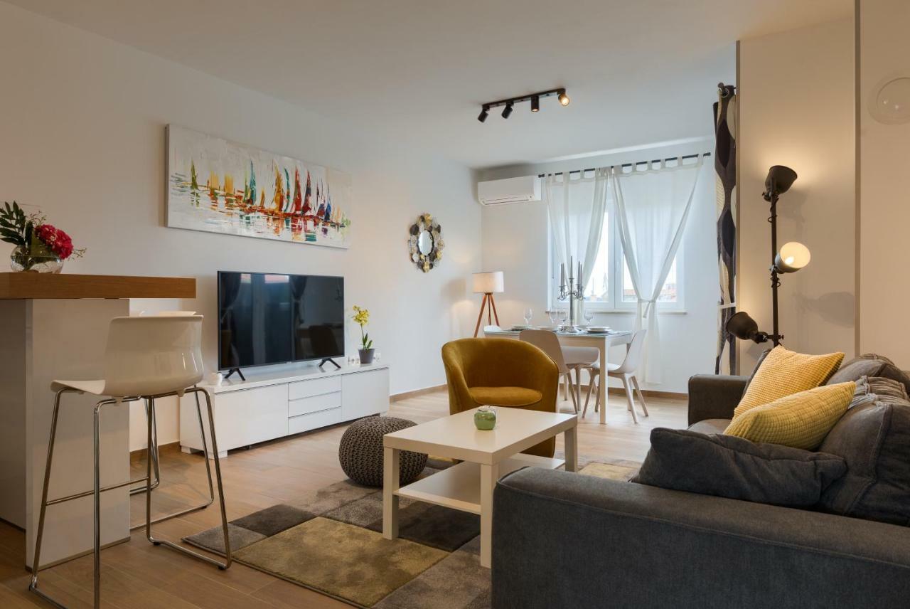 Apartments Dream In Arena 2 Pula Center Free Parking Luaran gambar