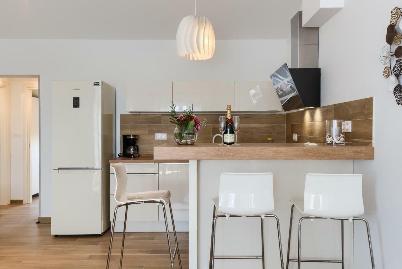 Apartments Dream In Arena 2 Pula Center Free Parking Luaran gambar
