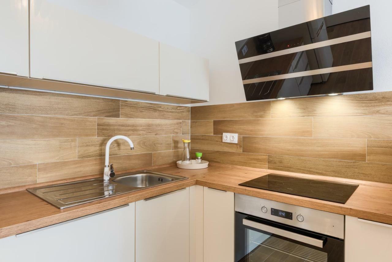 Apartments Dream In Arena 2 Pula Center Free Parking Luaran gambar